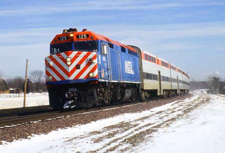 metra-chicagoland-s-commuter-service-passenger-train-journal
